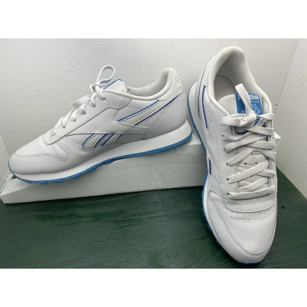 Reebok Classic Leather White Blue Mens Sneakers 49799 Size 9
